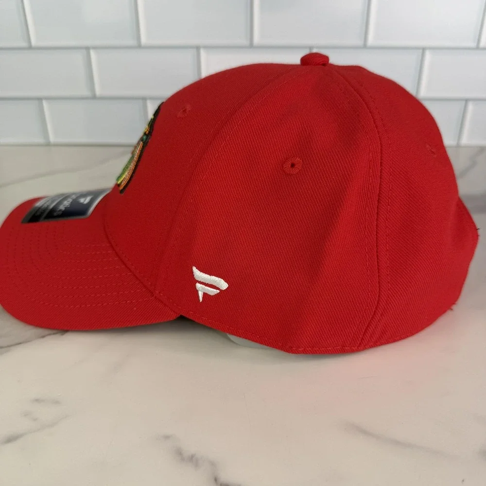Chicago Blackhawks Hat Cap Strap Back Mens One Size NHL Hockey‎ Connor Bedard